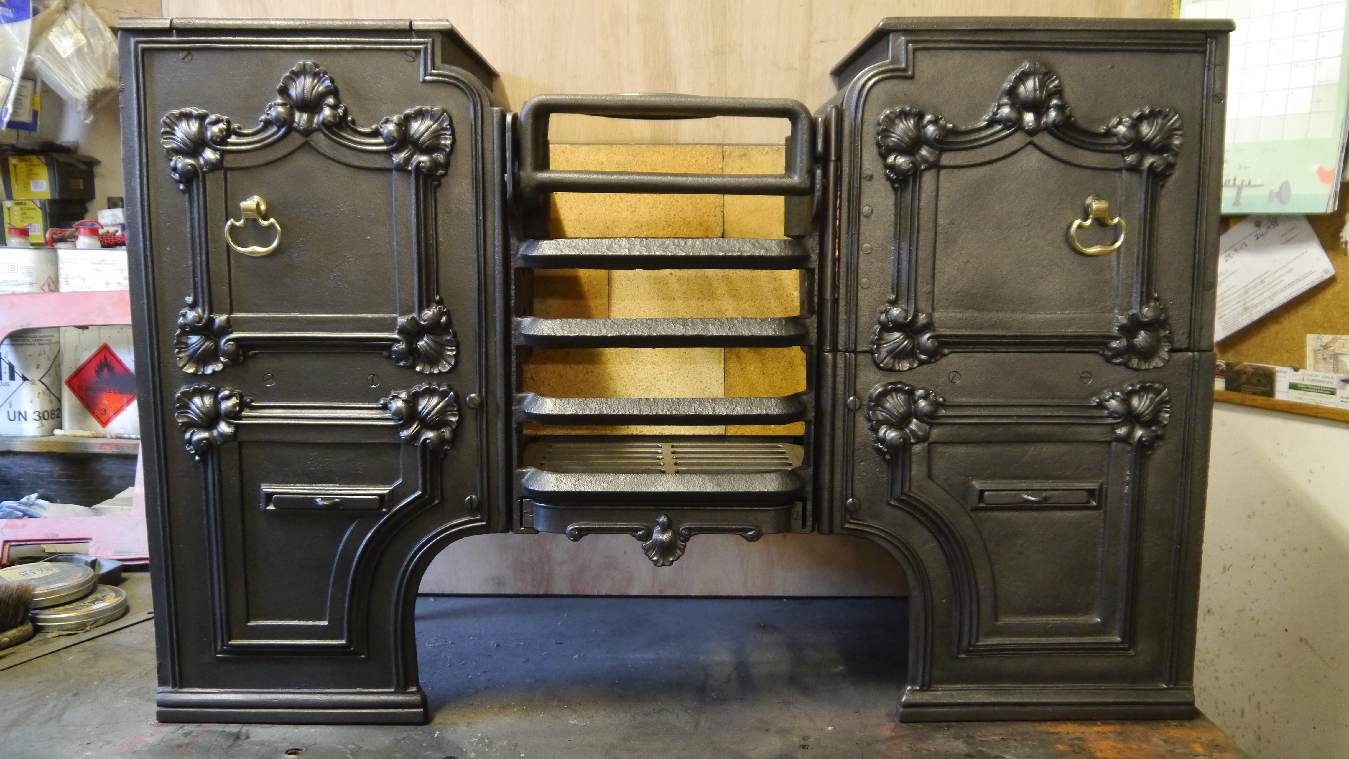 Replica 1840s ‘Midland’ range